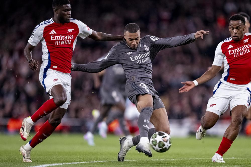 他们不仅展 他们不仅展